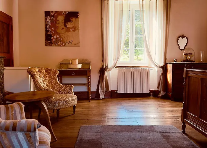 Le Cap De Clos Cier-de-Riviere